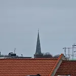 Center Apartment - Top Floor Penthouse With Views Of The City